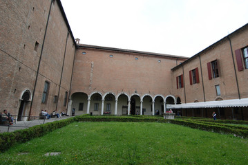 View of the courtyard of the Diamond Palace