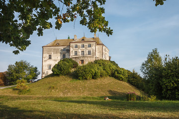 Fototapeta na wymiar Baroque castle in the Lviv region