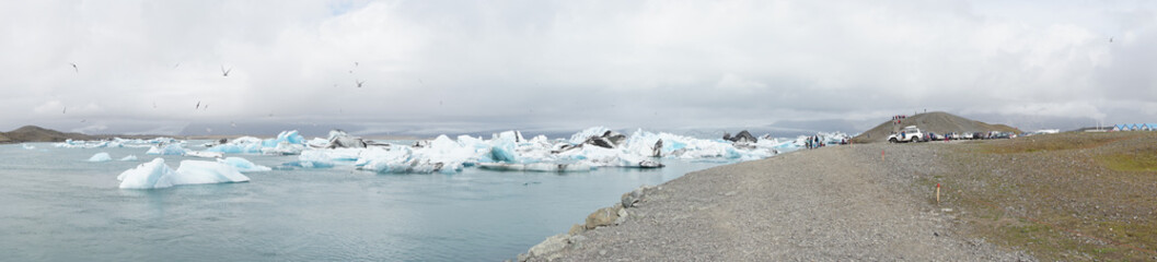 Gletscherlagune Jökulsárlón am Fuß des Vatnajökull, Island
