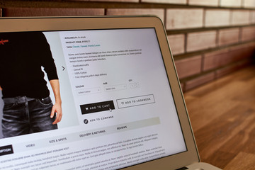 Obraz premium online store buy screen