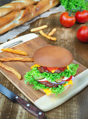 meat burger bread cheeseburger fresh hamburger homemade tomato onion sandwich lunch dinner 