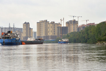Naklejka premium View of Neva river at cloud day.