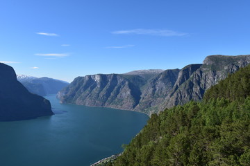 Der Aurlandsfjord ist einer der sch&ouml;nsten Seitenarme des Sognefjords.