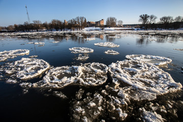 river Oder by Hohensaaten in the winter time © Wilfried-R.  