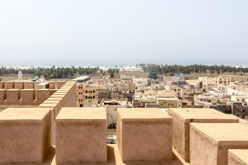 Oman Taqah Schloss mit Blick auf Taqah