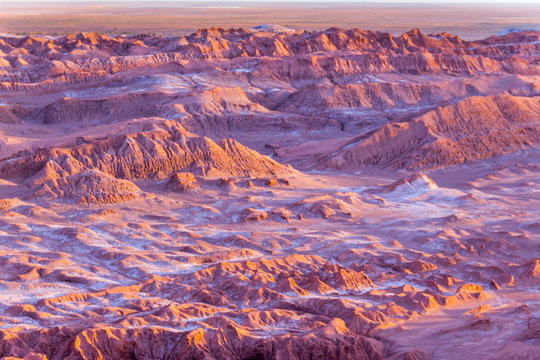 Desierto de Atacama Valle de la Luna y San Pedro de Atacama en el norte de Chile