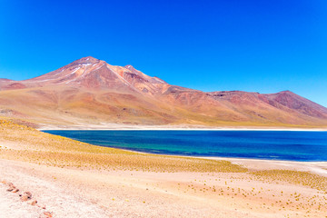 En algún lugar del desierto de Atacama y San Pedro de Atacama en el norte de Chile