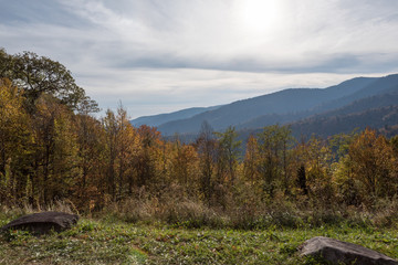 Fototapeta na wymiar smoky mountains in autumn