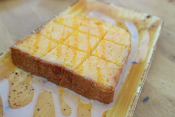 toast or bread with butter and cream