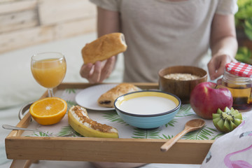 Breakfast hotel (bedroom)