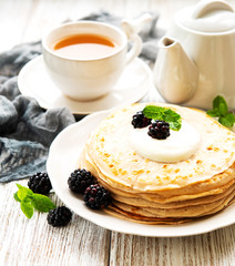 Delicious pancakes with blackberries
