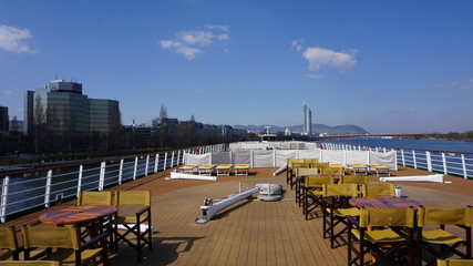 Wien, Österreich, Fluss Donau von einem Kreuzfahrtschiff