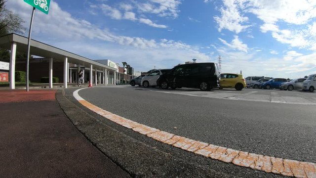 パーキングエリア
