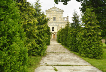 Fototapeta na wymiar The Catholic Church in the village of Shumsky. Lithuania