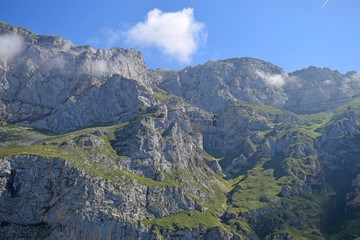 Fototapeta premiumPaisaje de Picos Europa en Asturias España