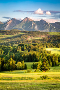 Fototapeta Stunning sunset at Belianske Tatra mountains in summer