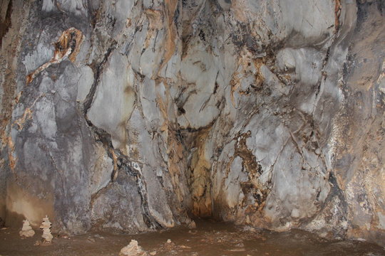 Tham Phu Kham Cave, Vang Vieng, Laos