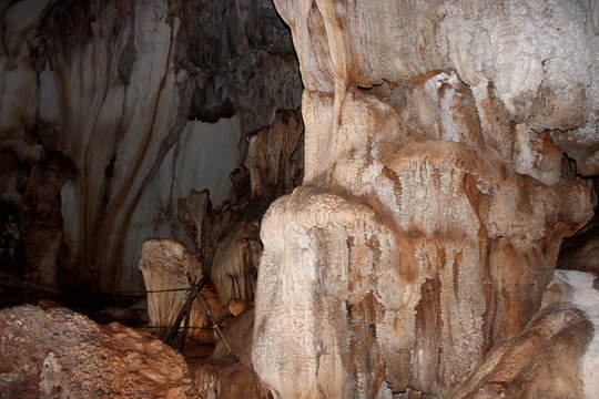 Tham Nang Oua Khiam Cave, Vang Vieng, Laos