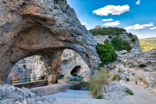 'Ventano del Diablo' Cuenca, Spain