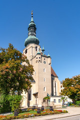 Obraz premium Stadtkirche Sankt Stephan Baden bei Wien