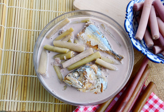 Lotus Stem and Mackerels Fish in Coconut Milk Soup (Thai name is gaaeng gathi saai buaa bplaa thuu neung)
Traditional Thai food Lotus Menu.