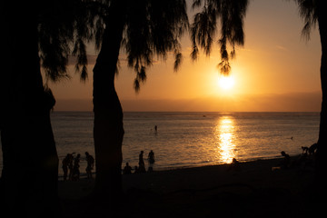 plage coucher de soleil