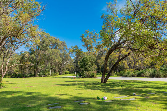 Pinnaroo Valley Memorial Park, cemetery in Australia