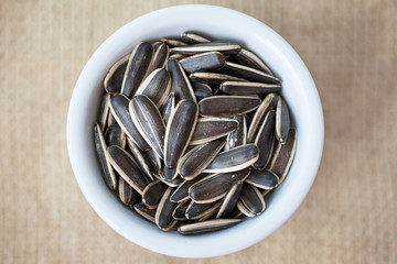 kavrulmuş ayçiçeği tohumları