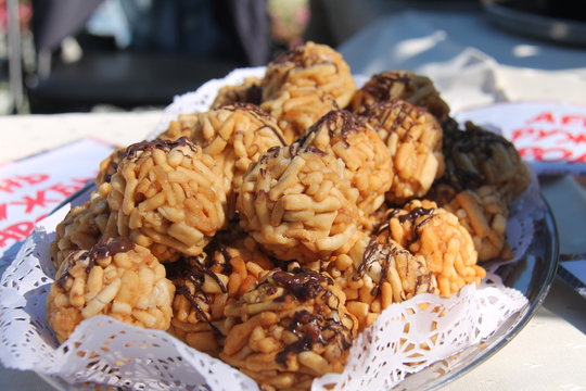 รูปภาพChakChak เลือกดูภาพถ่ายสต็อก เวกเตอร์ และวิดีโอ688 Adobe Stock