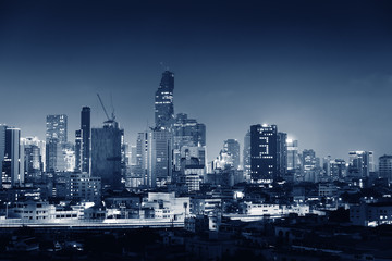 Obraz na płótnie Canvas Bangkok city and business financial center of Thailand at night