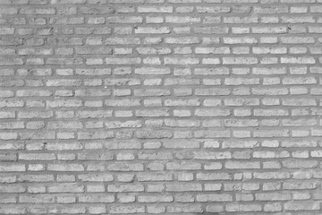 un vecchio muro di mattonelle