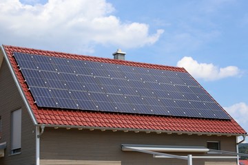 Solardach (Photovoltaikanlage)