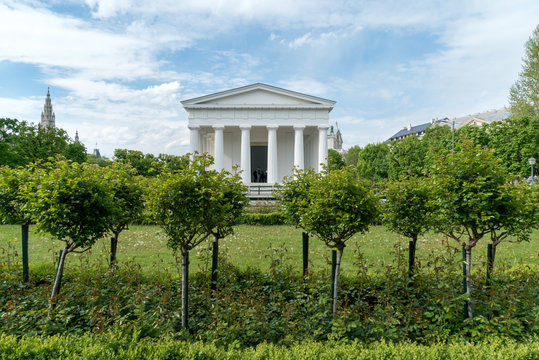Theseustempel im Wiener Volksgarten Peter von Nobile, 1823