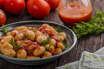 Gnocchi tomato sauce herbs