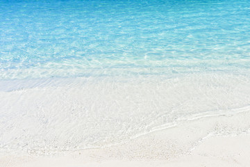 インド洋の美しいサンゴ礁の海