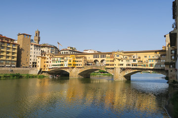 Fototapeta premium Beautiful view on the Ponte Veccio in Florence, Italy