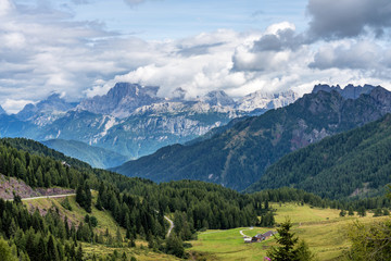 Fototapeta na wymiar Italien - Südtirol - Passo di Valles