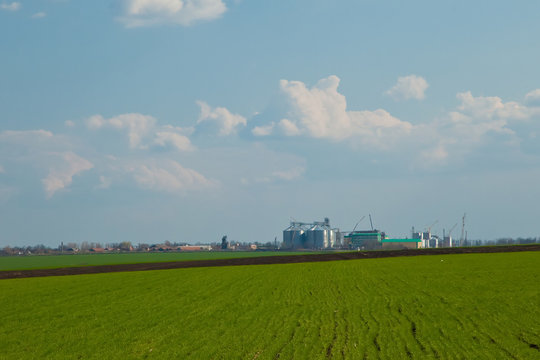 Agricultural Silos - Building Exterior