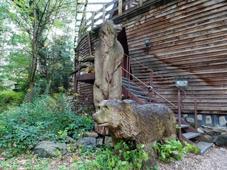 Holzschnitzkunst Bären