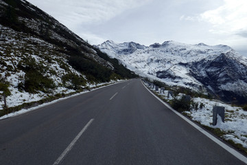 Fototapeta premium Großglockner Hochalpenstraße im September