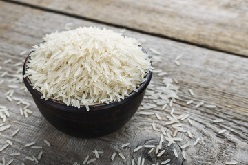 raw long rice in a plate