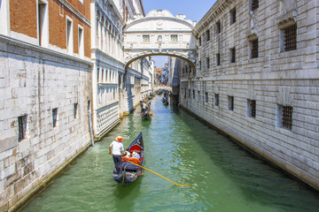 Fototapeta na wymiar Bridge of Sighs Venice Italy