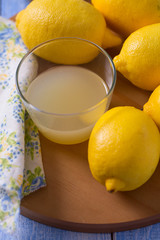 freshly squeezed lemon juice
