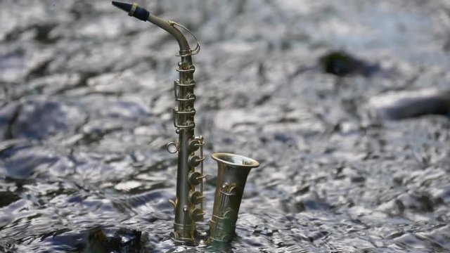 Saxophone & water