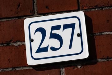 Hausnummer 257