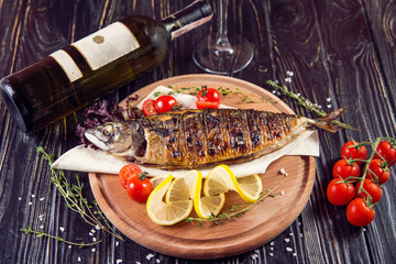 fried fish with lemon