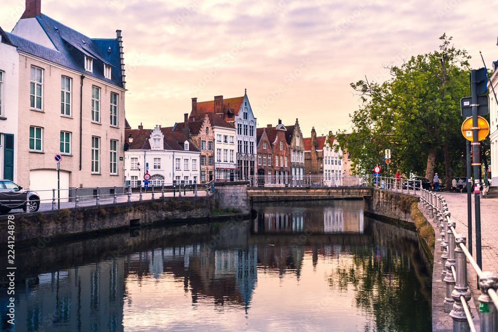 Wall mural brugge cityscape in the evening