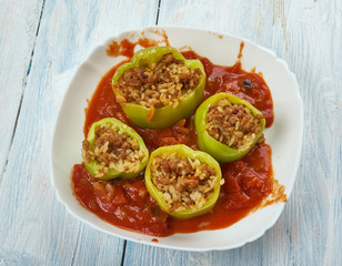 Filfil Mahshi - Stuffed Peppers