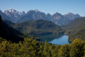 Fototapeta na wymiar landscape in the alps with a lake