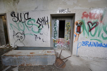 ex manicomio di mombello, luoghi abbandonati, italia